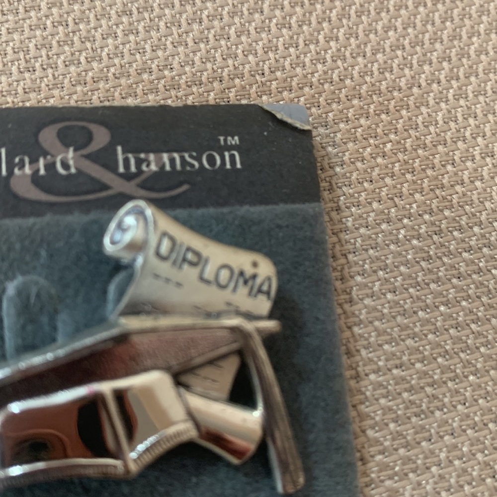 Hilliard & Hanson Unisex Graduation Sterling Silver Mortarboard and Diploma Pin - Picture 5 of 8